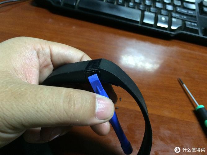 fitbit charge 2电池