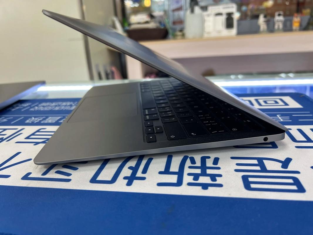 macbook air换电池多少钱