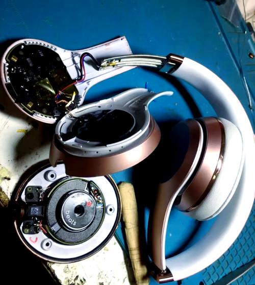 beats solo2怎么换电池