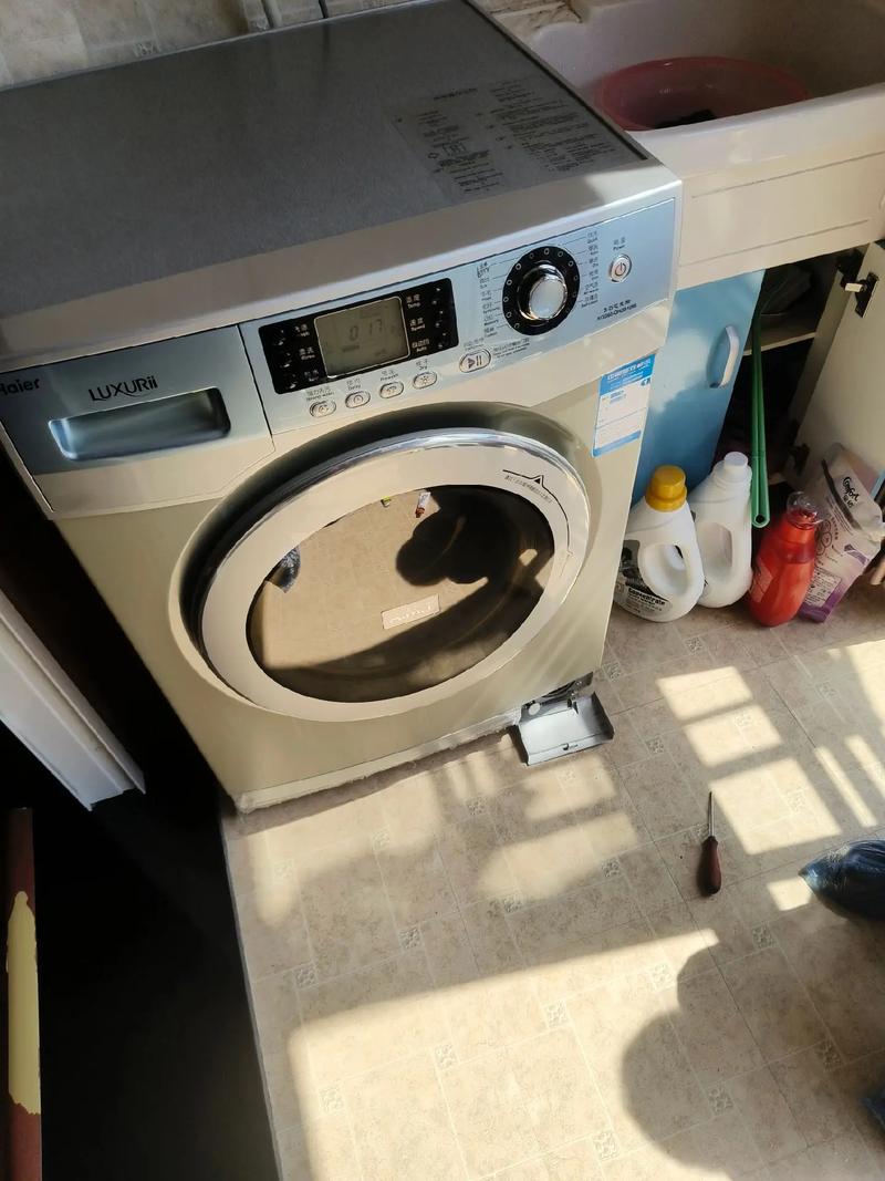 海尔滚筒洗衣机啊出现err7是什么故障