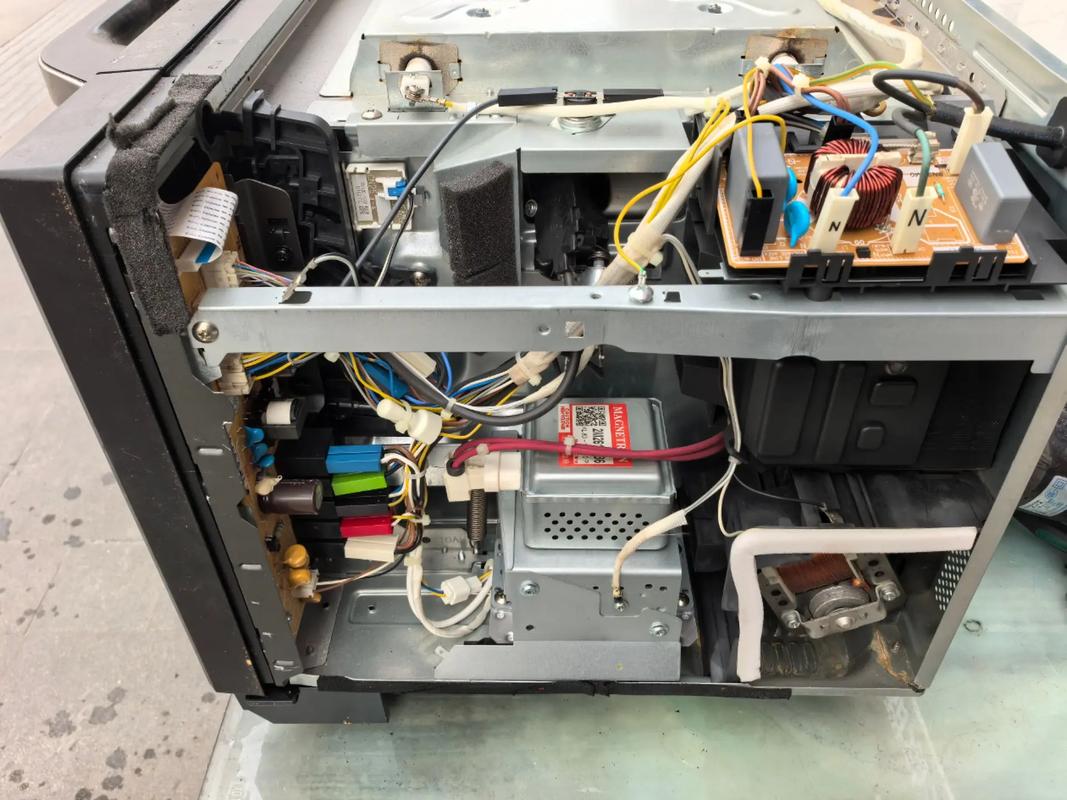 松下微波炉nn-k653s按键故障检修