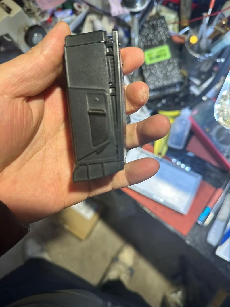 macbook air电池多少钱