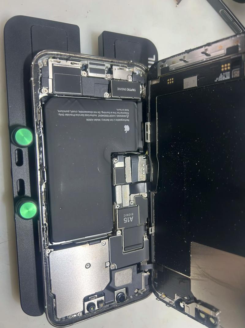 macbook pro 电池鼓包