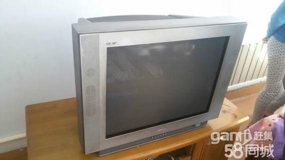 长虹chd29366行偏转短路故障现象