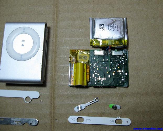 ipod shuffle 换电池