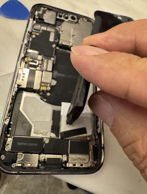 nubia z7 max换电池