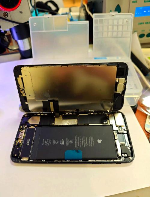 iphone6plus 拆电池