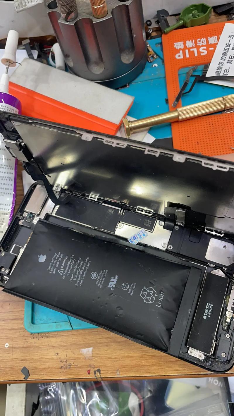 macbook air电池鼓包