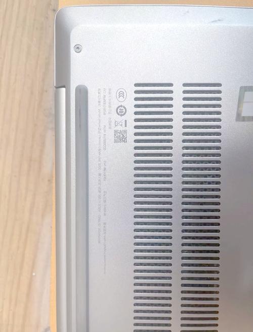 笔记本把电池卸了用好还是不卸好