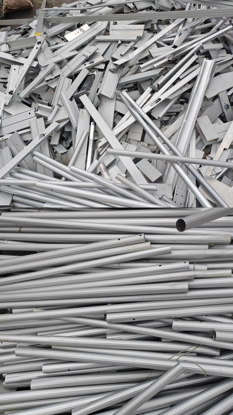 2025年废铁贡大于求