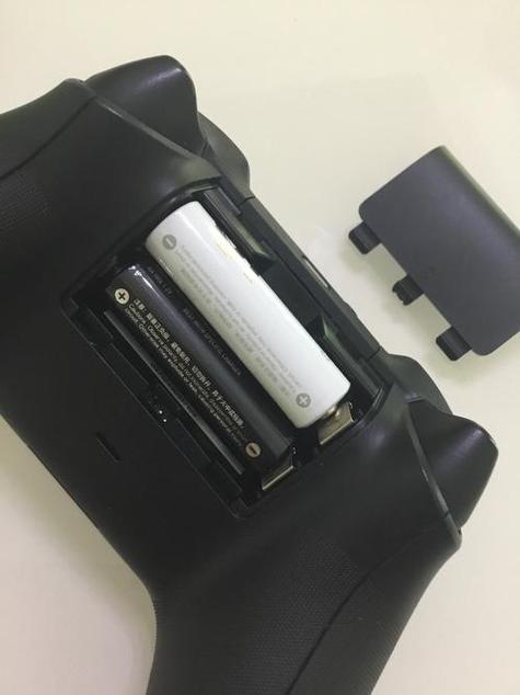 xbox360手柄电池盒修理