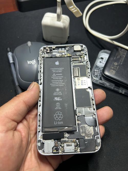 iphone手机用的什么电池