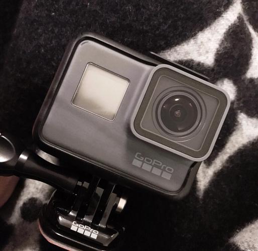 gopro hero5装电池