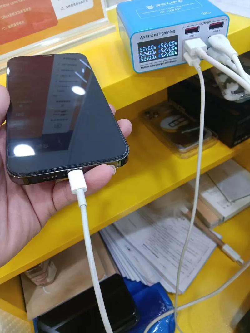 iphone4s电池充不进电