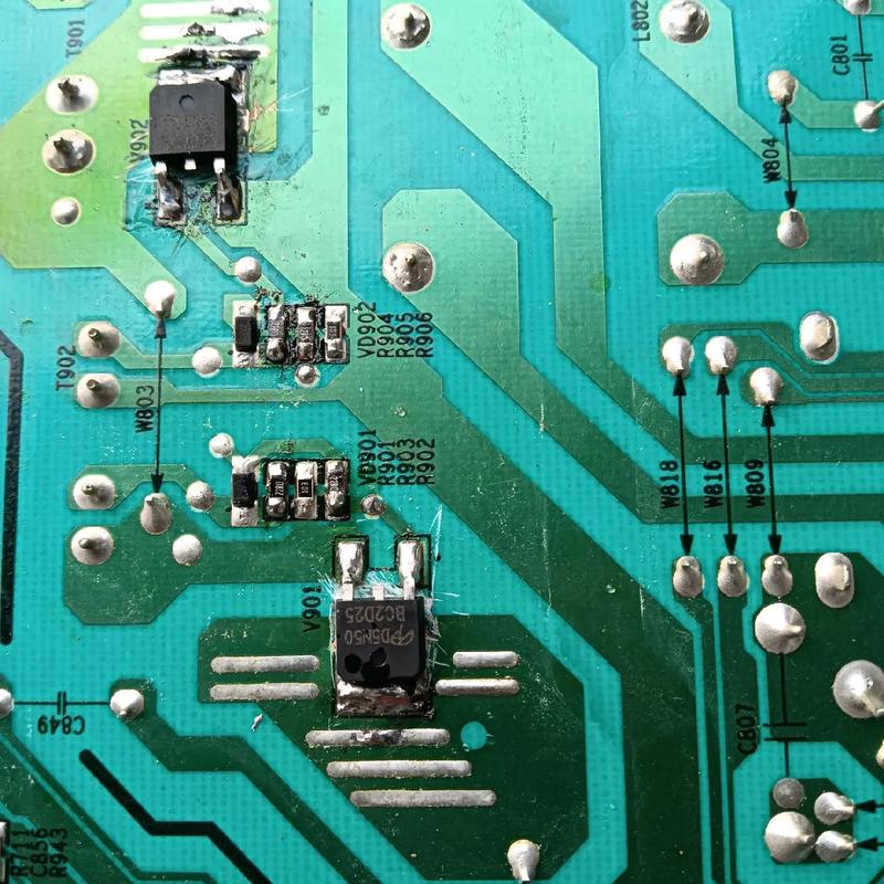 海信tlm40v68pk背光板故障