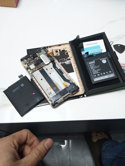 红米note3 拆电池 视频