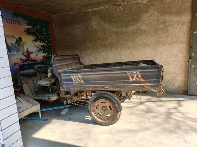 临沂废铁价摩托三轮车
