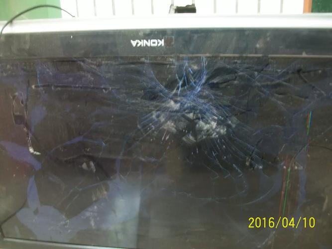 康佳Led43 8800b背光故障