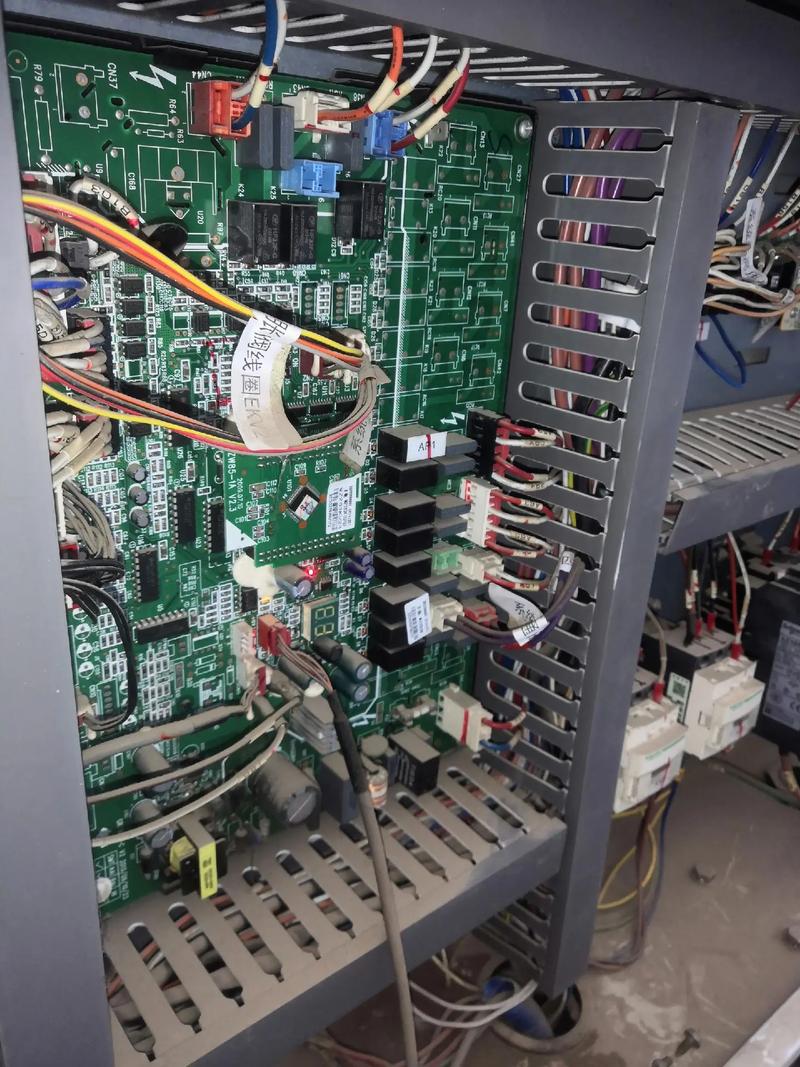 格力5p天花机显示e3故障怎么修