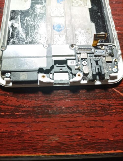 oppor7手机如何换电池