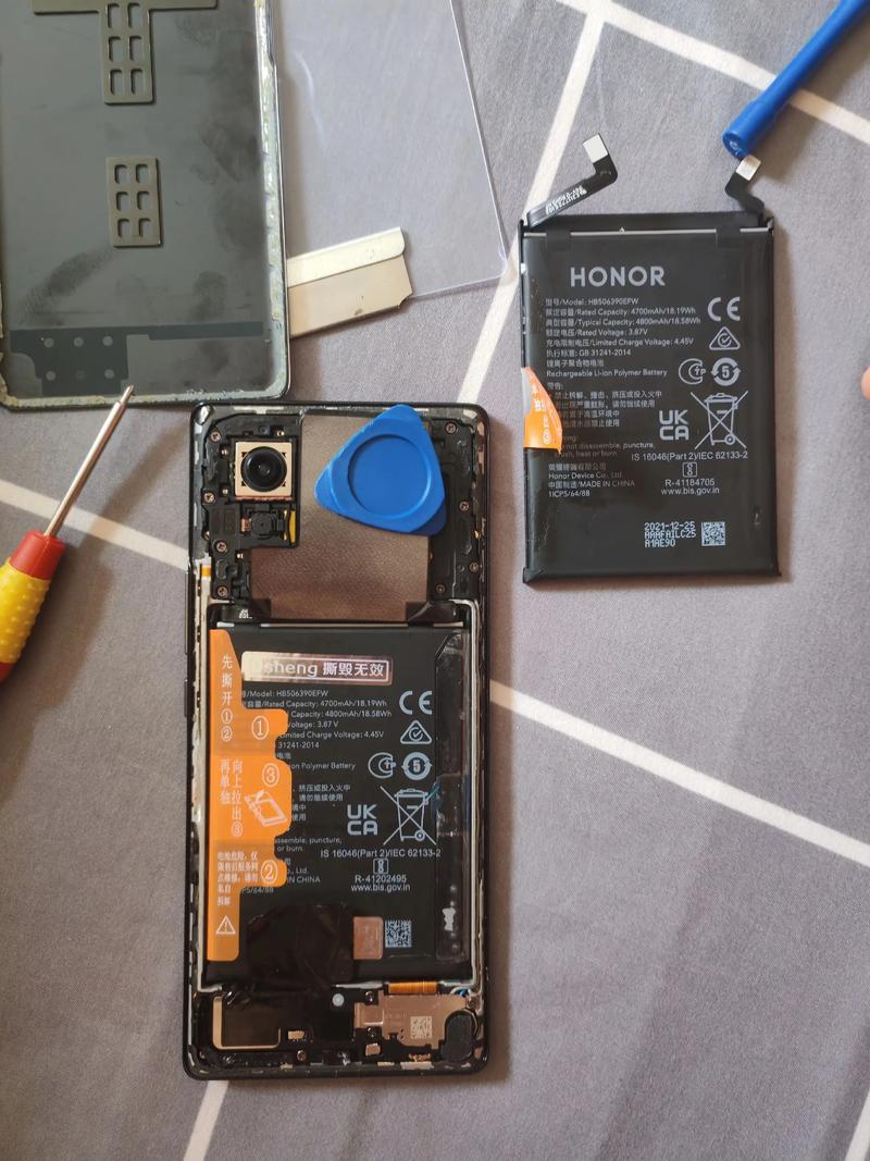 oppor7手机如何换电池