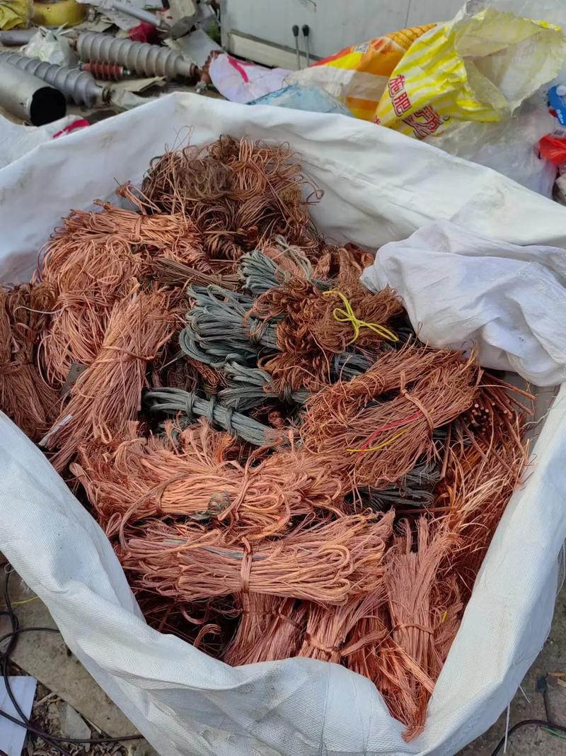 废铝废铜废铁回收利用