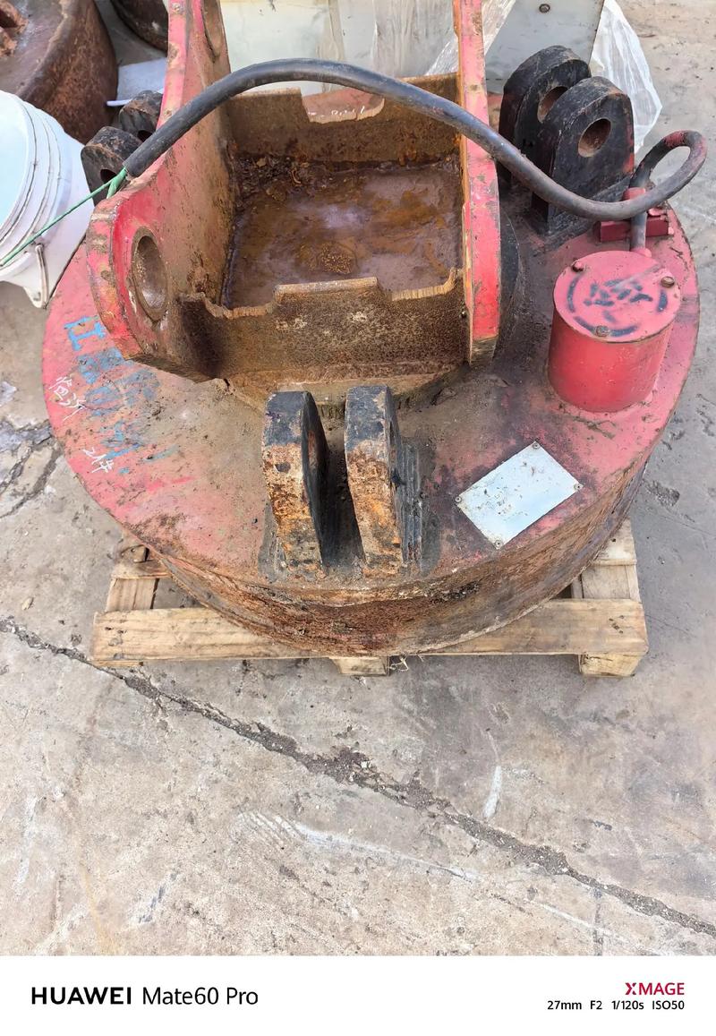 地下有废铁 要个强磁