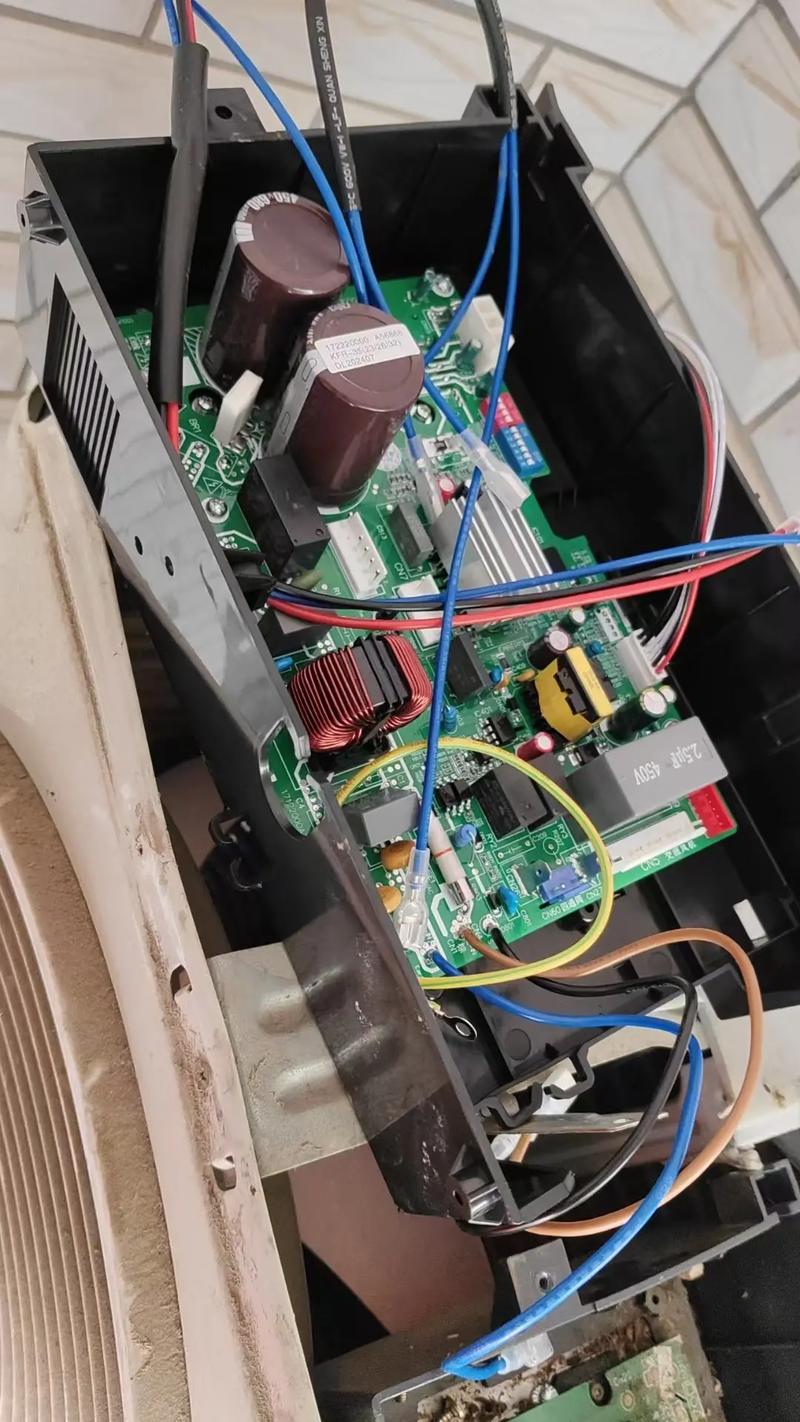 美的电取暖器ny20fc故障修理