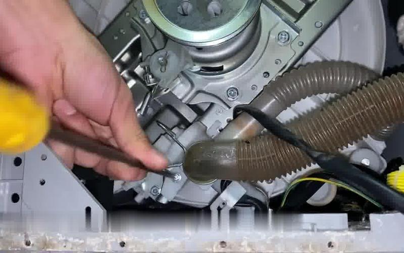 伊莱克斯滚筒洗衣机故障代码e40