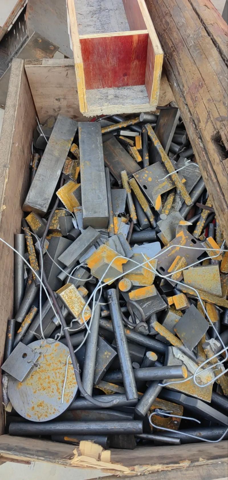 重庆大量回收工地废铁