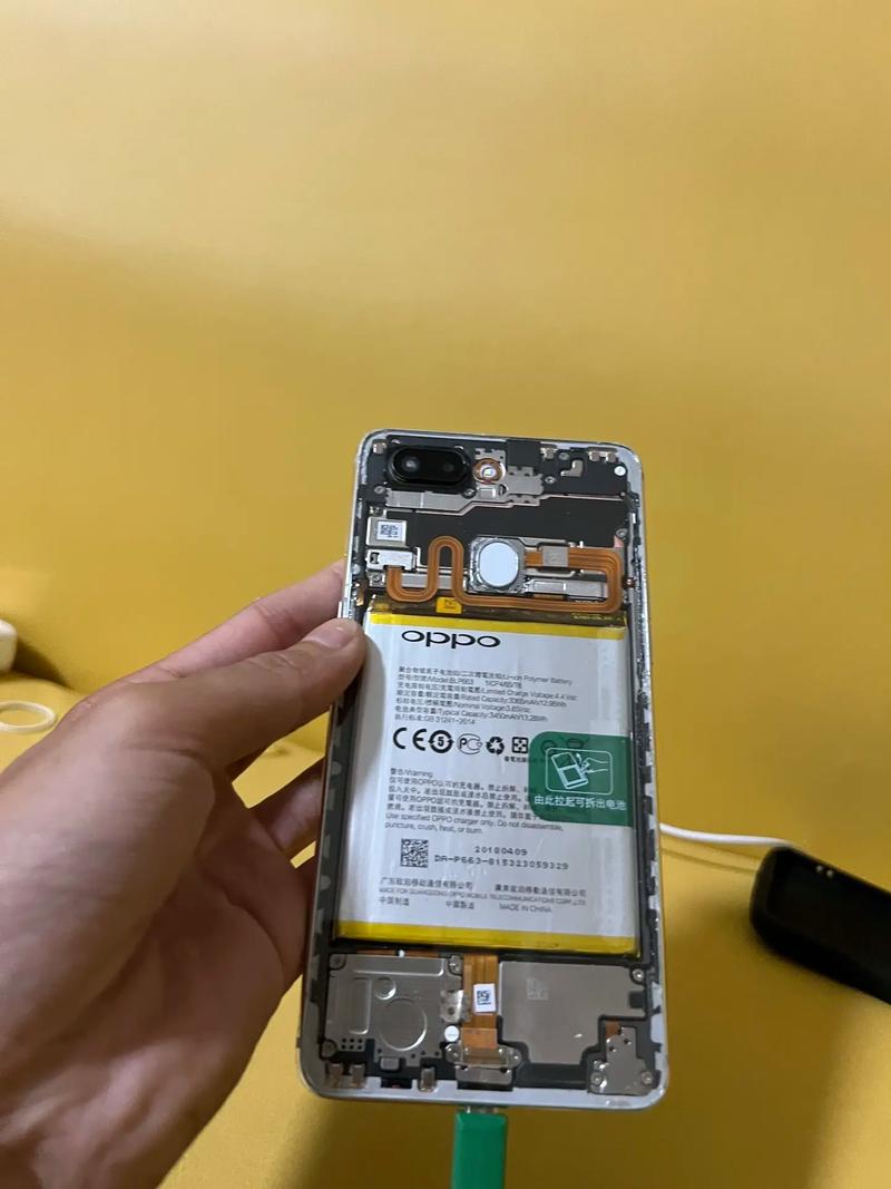 oppor5拆机换电池视频