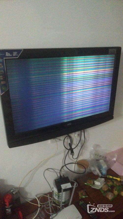 lg平板电视中间有规律的横条故障