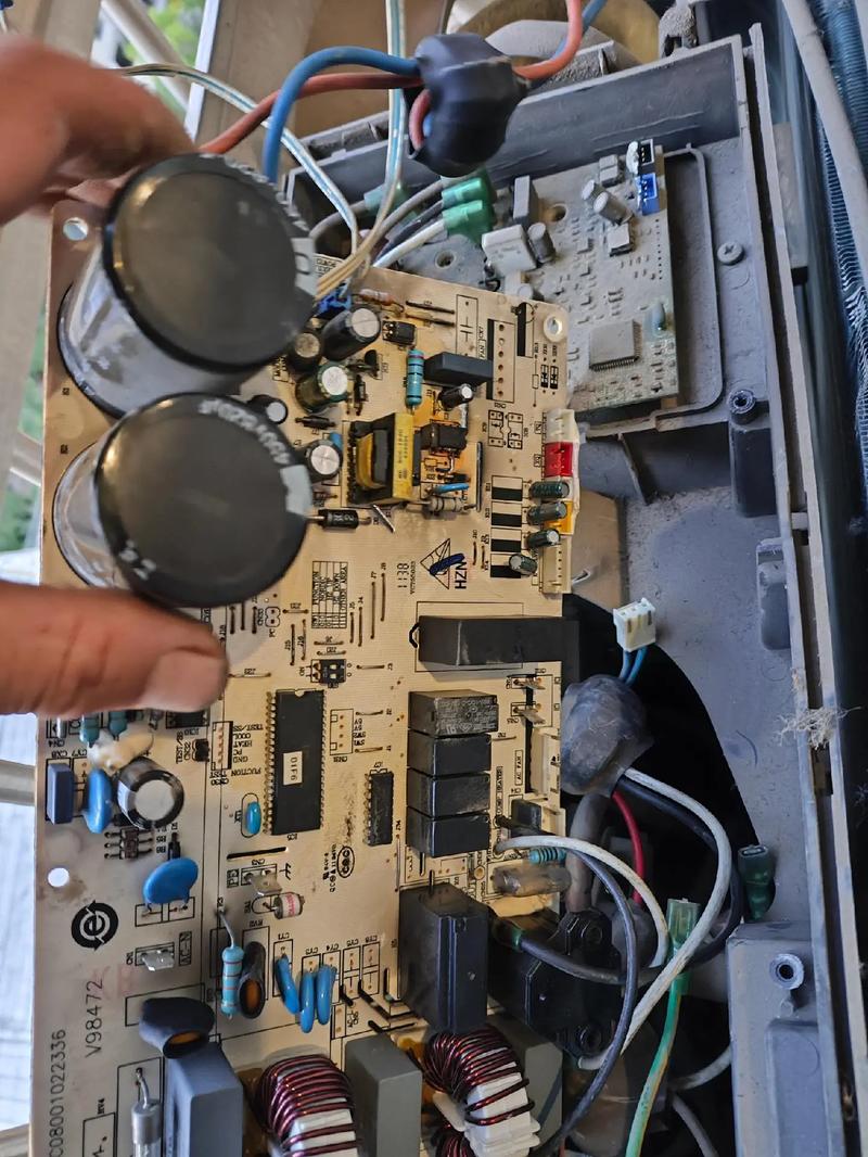 海尔21FV6H-B彩电故障检修