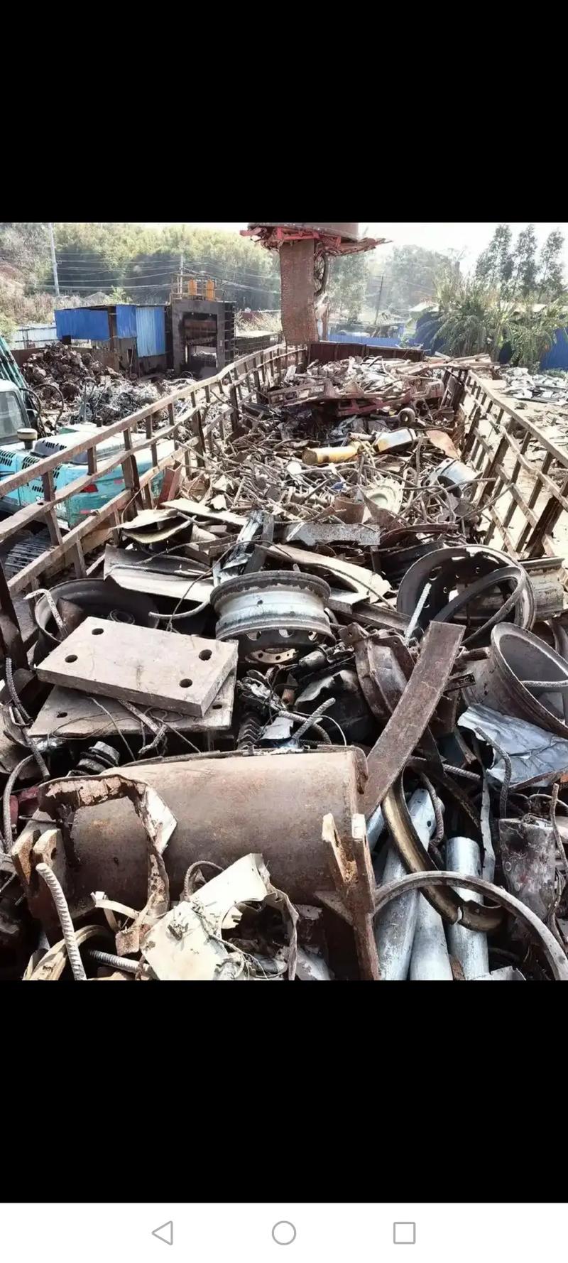 废铁价格2400一吨