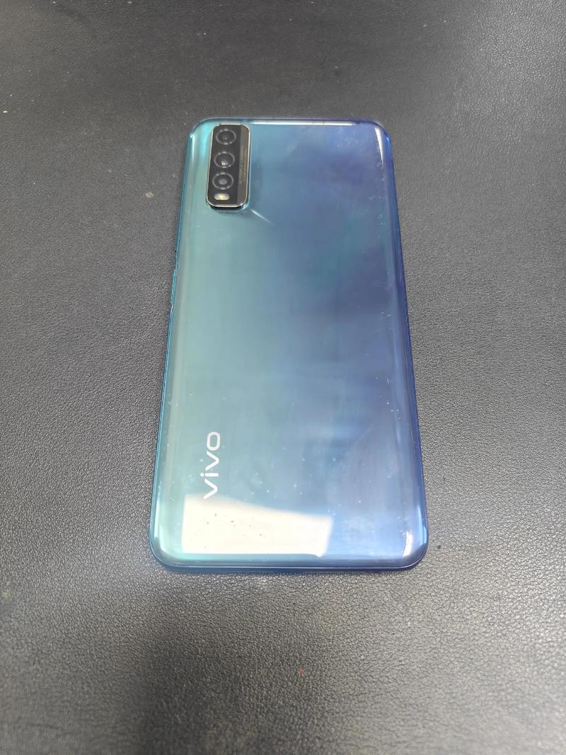 vivoy51的电池在哪里