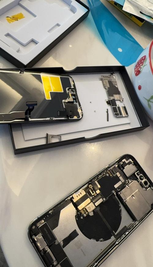 华为荣耀6plus 换电池