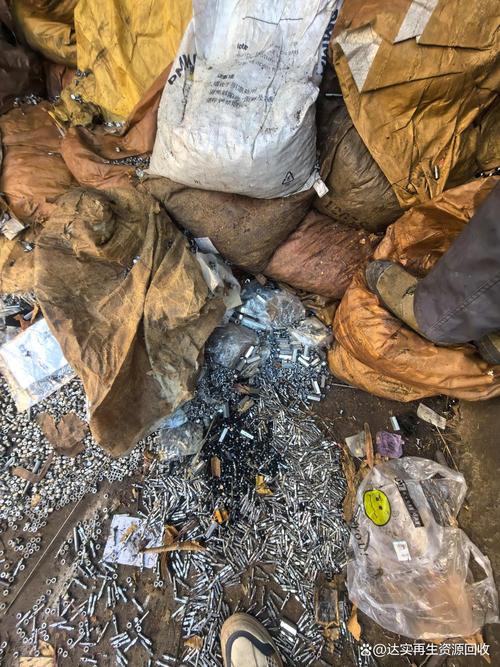 东莞哪有收垃圾废铁的