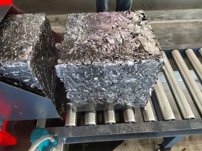 中频炉停产 废铁压块