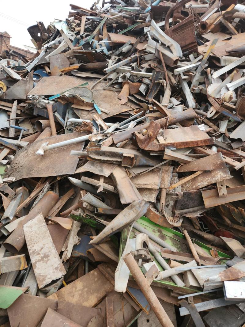 铸铁是不是废铁加工的