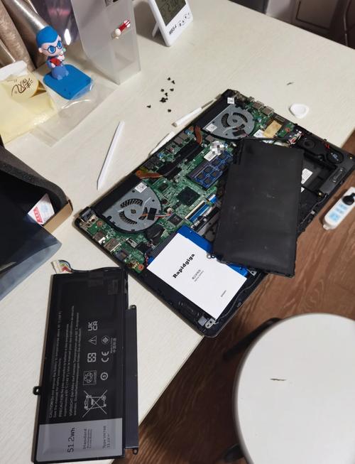 thinkpad电池怎么拆