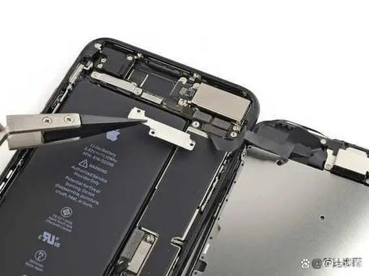 iphone 电池螺丝滑丝