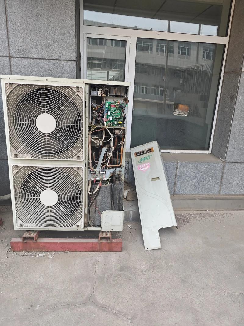 麦克维尔空调管道机故障显示F9