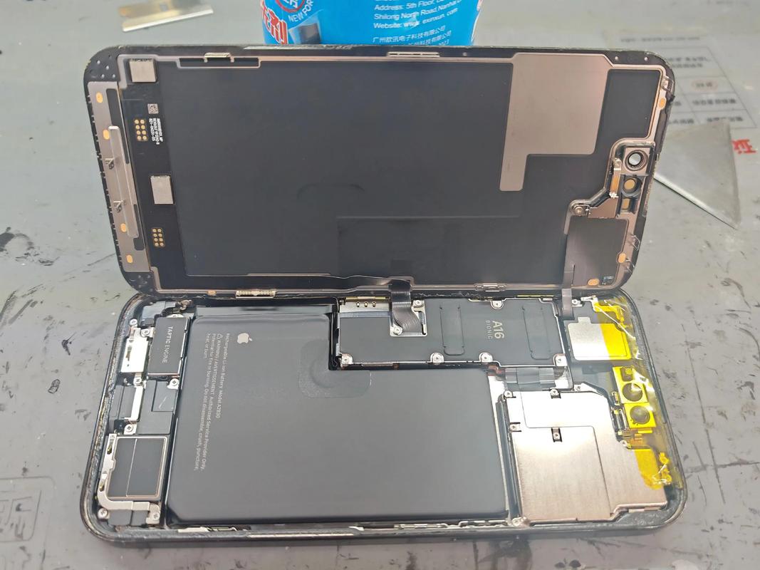 iphone4s 电池更换