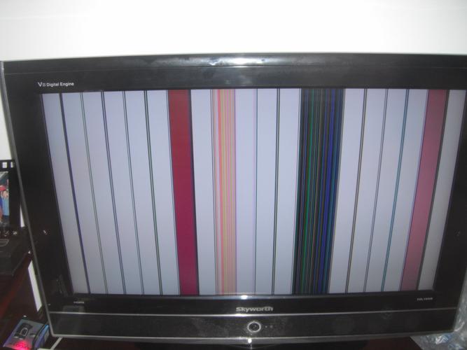 创维32e301c蓝屏很亮故障