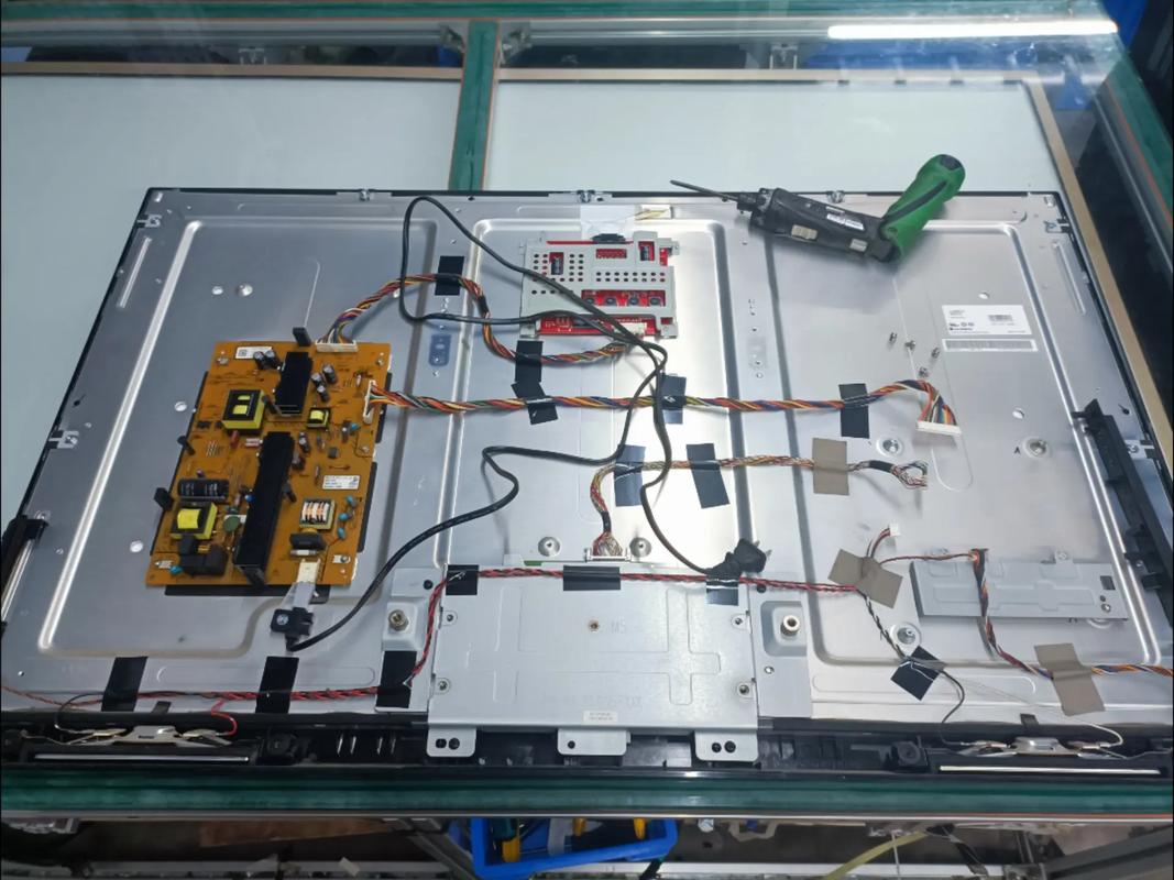 KLV一40BX420无屏故障