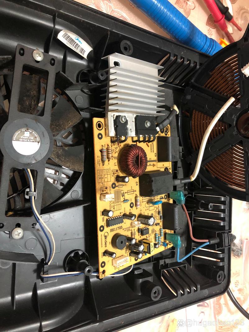 美的sk2105电磁炉故障维修