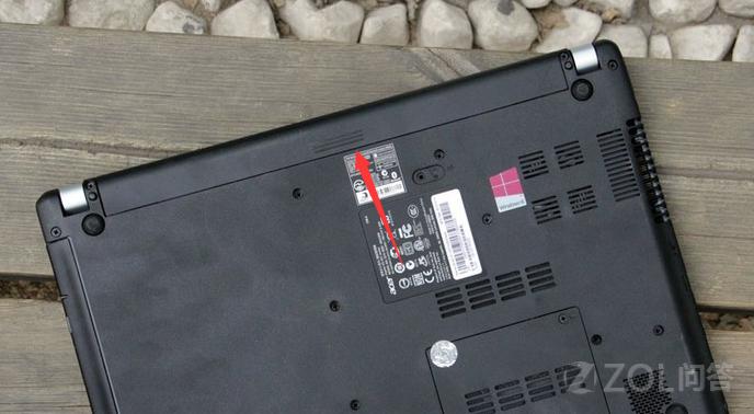 宏基笔记本电脑电池怎么拆