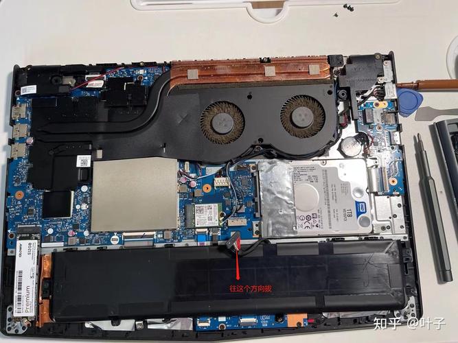 拯救者r720电池怎么拆