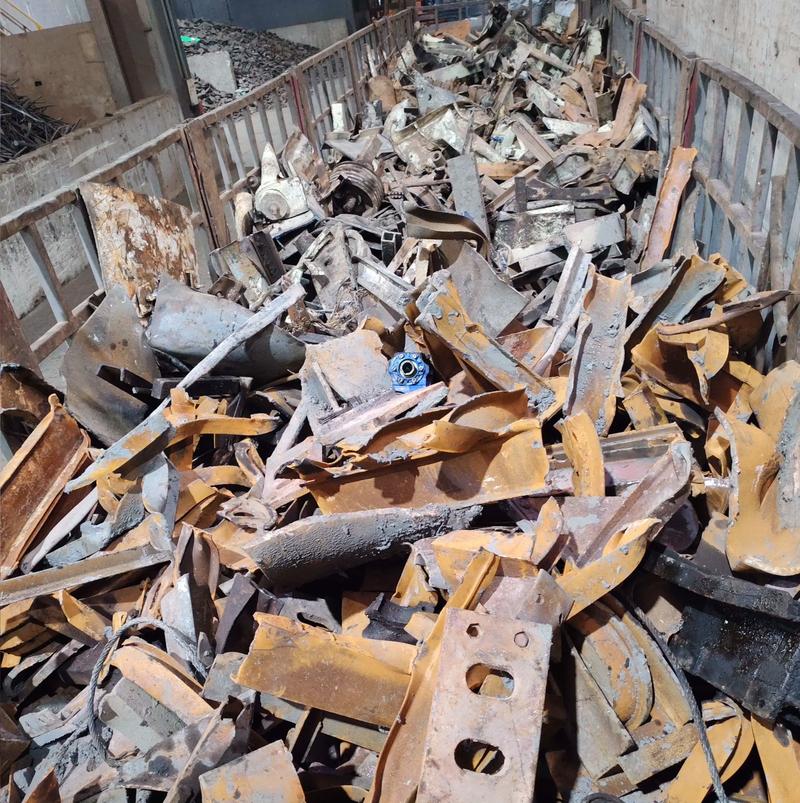 广西多少钱一吨废铁