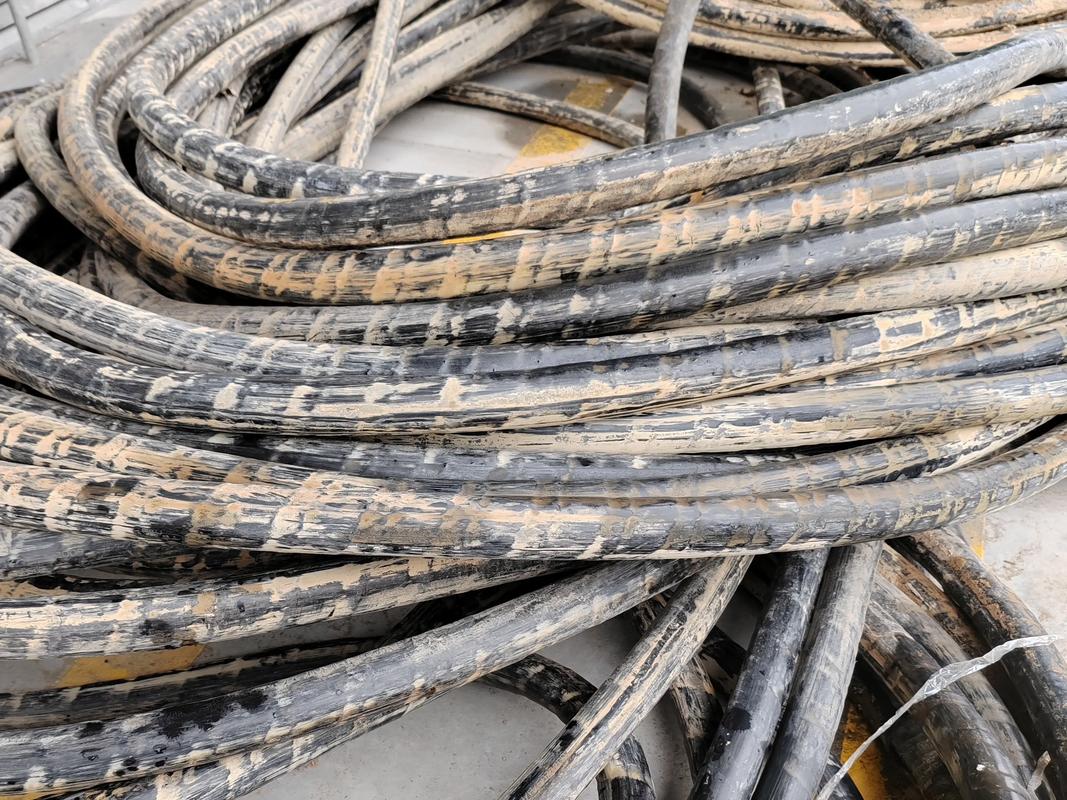 广西多少钱一吨废铁